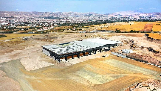 Başkan Şerifoğulları, 'Şehre değer katan dev yatırımları bir bir hayata geçiyoruz'