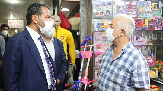 Başkan Şerifoğulları esnafla bir araya geldi