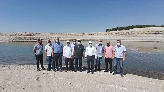 Baskil'de 300 bin sazan baraj gölüne bırakıldı