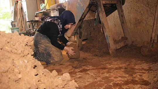 Bileziklerini satıp atölye açtı, kendi işinin patronu oldu