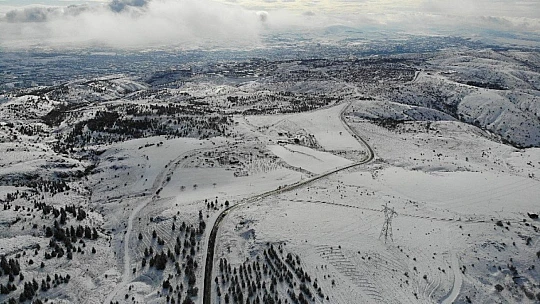 Bin 200 rakımlı Harput'ta kar güzelliği
