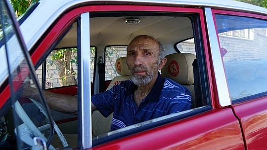 Bin TL'ye aldığı hurdadan muhteşem bir otomobil çıktı