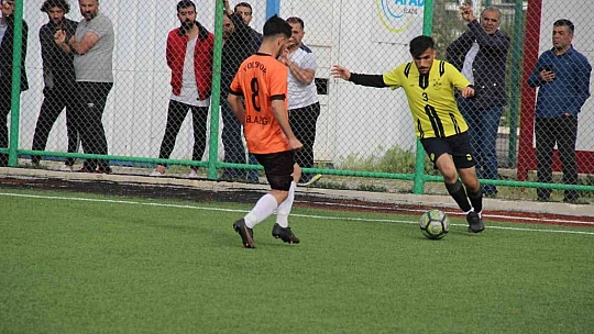 Bölgesel Amatör Lig: Elazığ Yolspor: 3 - Aksaray Gençlikspor: 6