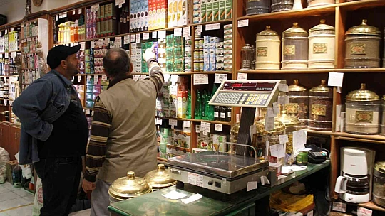 Bu aile 3 kuşaktır Elazığ'a şifa dağıtıyor