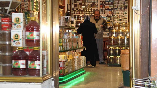 Bu aile 3 kuşaktır Elazığ'a şifa dağıtıyor