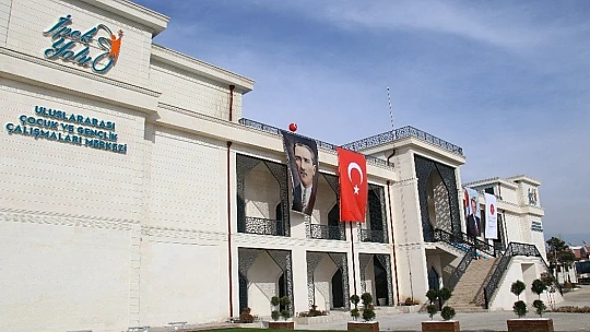 Bu merkez Avrupa'nın en büyüğü, enerjisini kendi üretiyor, hizmetleri ücretsiz