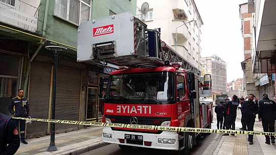 Cama çıkıp kafasına silah dayayan şahıs 9 saatin sonunda ikna edilerek indirildi