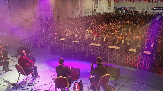 Cengiz Özkan Elazığ'da Sevenleriyle Buluştu
