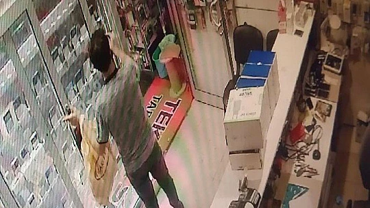 Cep telefonu hırsızı yakalandı