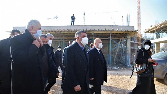 CHP heyeti, deprem bölgesi Elazığ'da çalışmaları yerinde inceledi