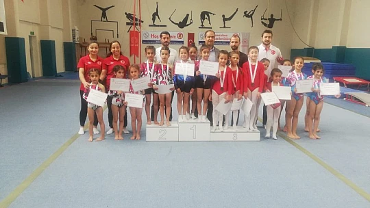 Cimnastikte Elazığ takımı 2. oldu