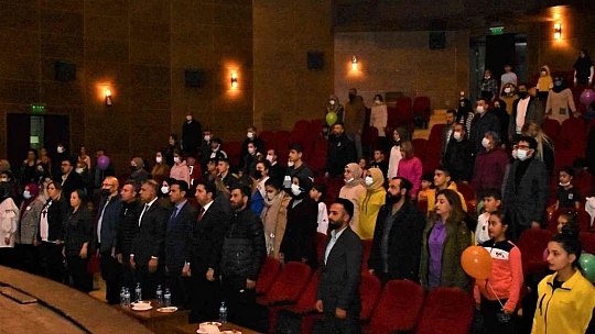 Çocuklarda sağlıklı beslenme ve spor konferansı