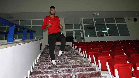 Çocukluk hayalini gerçeğe dönüştürdü, şimdi dünya şampiyonasına hazırlanıyor