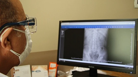 Covid-19'u yenen doktor, Maske ve Karantina uyarısı yaptı