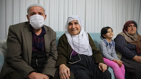 Cumhurbaşkanı Erdoğan'a sevgisiyle dikkat çeken Rabia nine, o anları anlattı