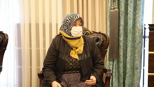 Cumhurbaşkanından talepte bulunan kadınları, vali misafir etti