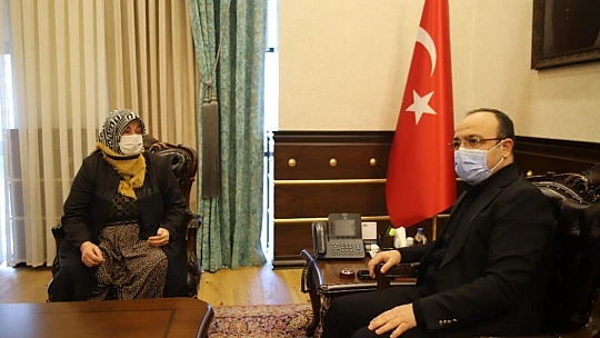 Cumhurbaşkanından talepte bulunan kadınları, vali misafir etti