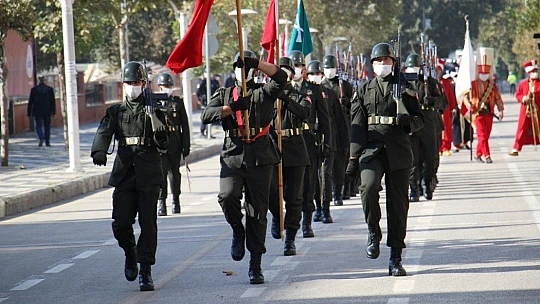 Cumhuriyetin 97. yılı Elazığ'da coşkuyla kutlandı