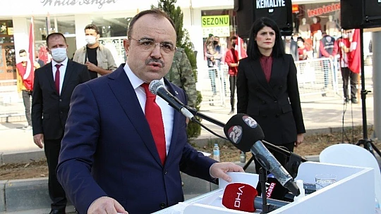 Cumhuriyetin 97. yılı Elazığ'da coşkuyla kutlandı