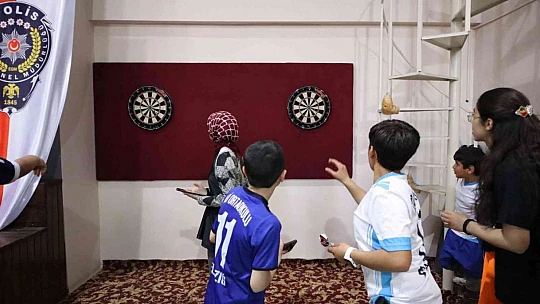 Dart turnuvası Polis Haftası için düzenlendi