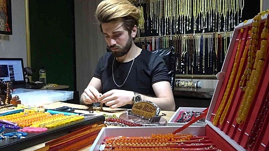 Dede mesleğini devam ettirerek 3 atölye açtı, 15 kişiye istihdam sağlıyor