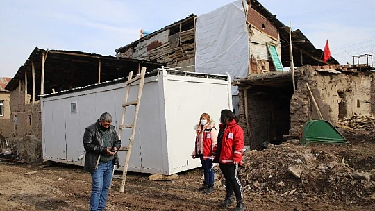 Deprem bölgesi Elazığ'da ailelere 'Psikososyal Destek'