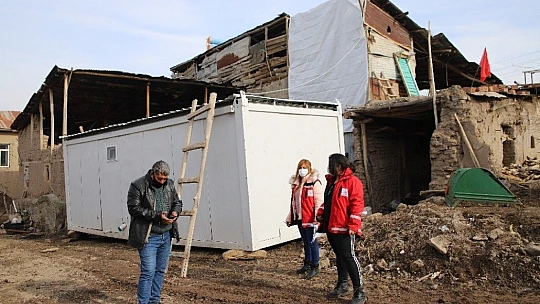 Deprem bölgesi Elazığ'da ailelere 'Psikososyal Destek'