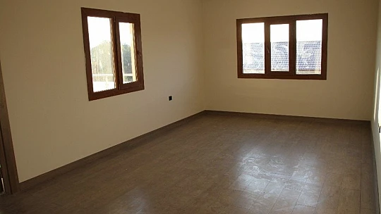 Depreme karşı yapılan çelik evler yükseliyor