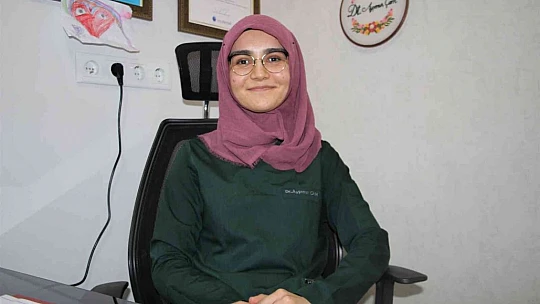 Diş hekimi Ayşenur Çam: 'Ramazan ayında da dişler günde iki kez fırçalanmalı'