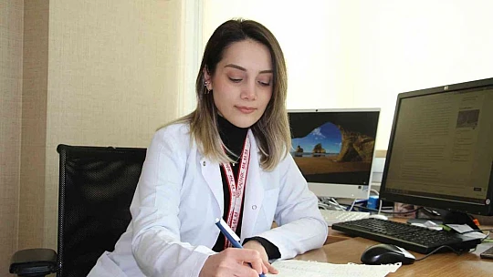 Diyetisyen Tekay: 'Ramazan ayında sağlıklı beslenmenin yolu iftar ve sahur arasında yeterli sıvı tüketmekten geçiyor'