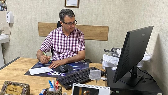 Doç. Dr. Balıbey: 'Sınava bilgi olarak iyi hazırlanmak ve zamanı yönetmeyi öğrenmek gerekiyor'