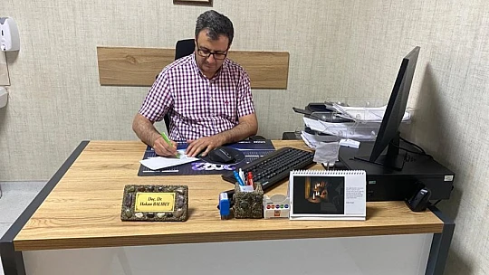 Doç. Dr. Balıbey: 'Sınava bilgi olarak iyi hazırlanmak ve zamanı yönetmeyi öğrenmek gerekiyor'