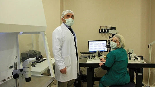 Doç. Dr. Peker:'Tüp bebekte umudunuzu hep koruyun'