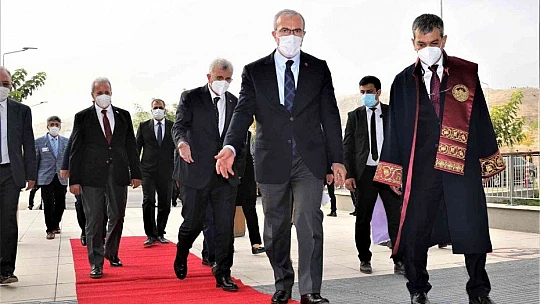 Doğu ve Güneydoğu Anadolu Bölgesi'nin tek şehir hastanesi, 9 ayda 1 milyondan fazla hastaya şifa dağıttı