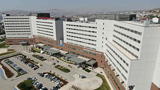 Doğu ve Güneydoğu Anadolu Bölgesi'nin tek şehir hastanesi, 9 ayda 1 milyondan fazla hastaya şifa dağıttı