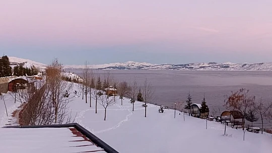 Doğunun gizli denizi Hazar Gölü'nde kış güzelliği