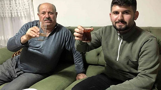 Doktorun tek bir sözü ile 40 yıldır çay ve sigara içmiyor