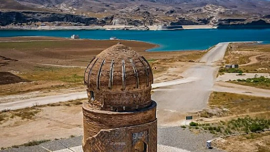 Droncu sınıf öğretmeninin  çektiği eşsiz görüntüler hayran bıraktı