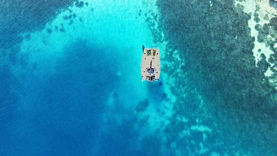 Droncu sınıf öğretmeninin  çektiği eşsiz görüntüler hayran bıraktı