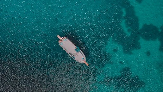 Droncu sınıf öğretmeninin  çektiği eşsiz görüntüler hayran bıraktı