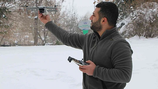 Droncu sınıf öğretmeninin  çektiği eşsiz görüntüler hayran bıraktı