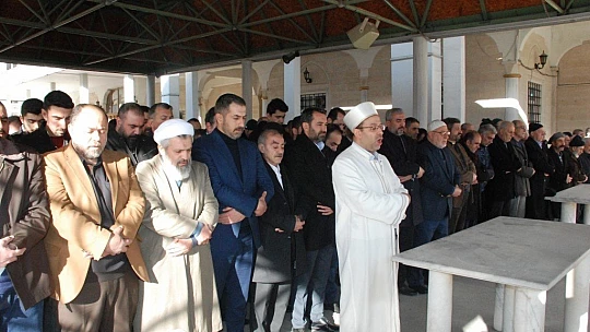 Elazığ'da Şehitler için gıyabi cenaze namazı kılındı