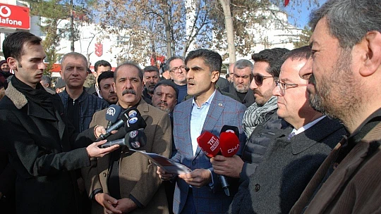 Elazığ'da Şehitler için gıyabi cenaze namazı kılındı