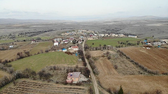 Elazığ'da Covid-19 görülen köy karantinaya alındı