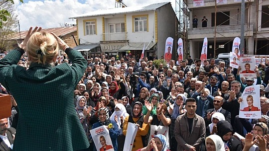Babaocağında Yasemin Kızlarına tam destek