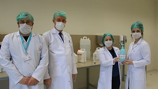 Şehir Hastanesinde maske ve dezenfektan üretimine başlandı