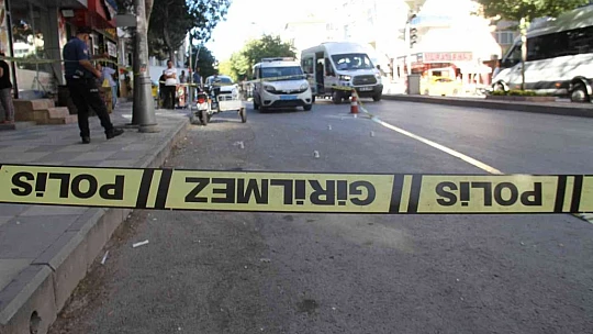 Ekmek sırası beklerken başına düşen cam parçaları ile yaralandı