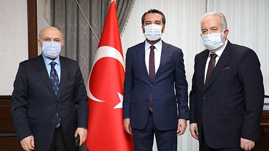 Elazığ Belediyesi'nde bin 865 işçi için iş sözleşmesi imzalandı