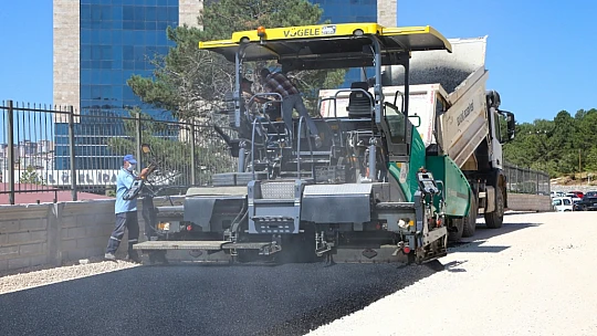 Elazığ Belediyesi Yol Çalışmalarını Sürdürüyor