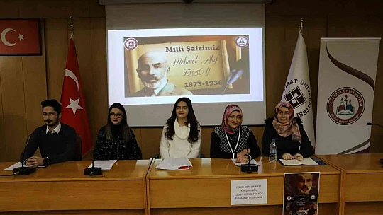 Elazığ'da 'İstiklal Marşı ve Mehmet Akif Ersoy' paneli